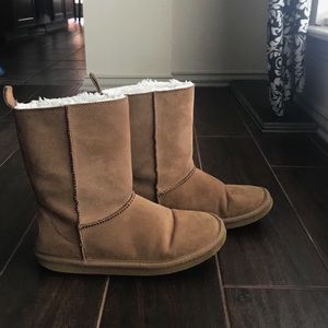 American Eagle Mid-Length Boots